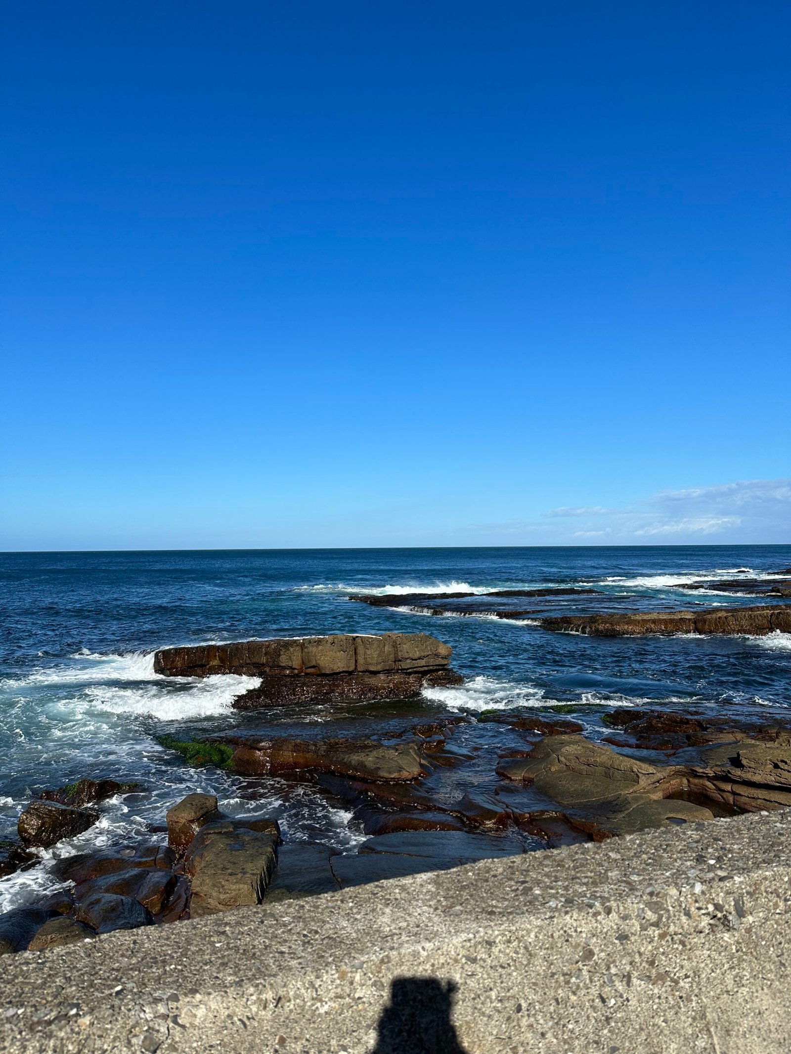 Scenic bike ride along the Caoling-Fulong coastal path in Taiwan